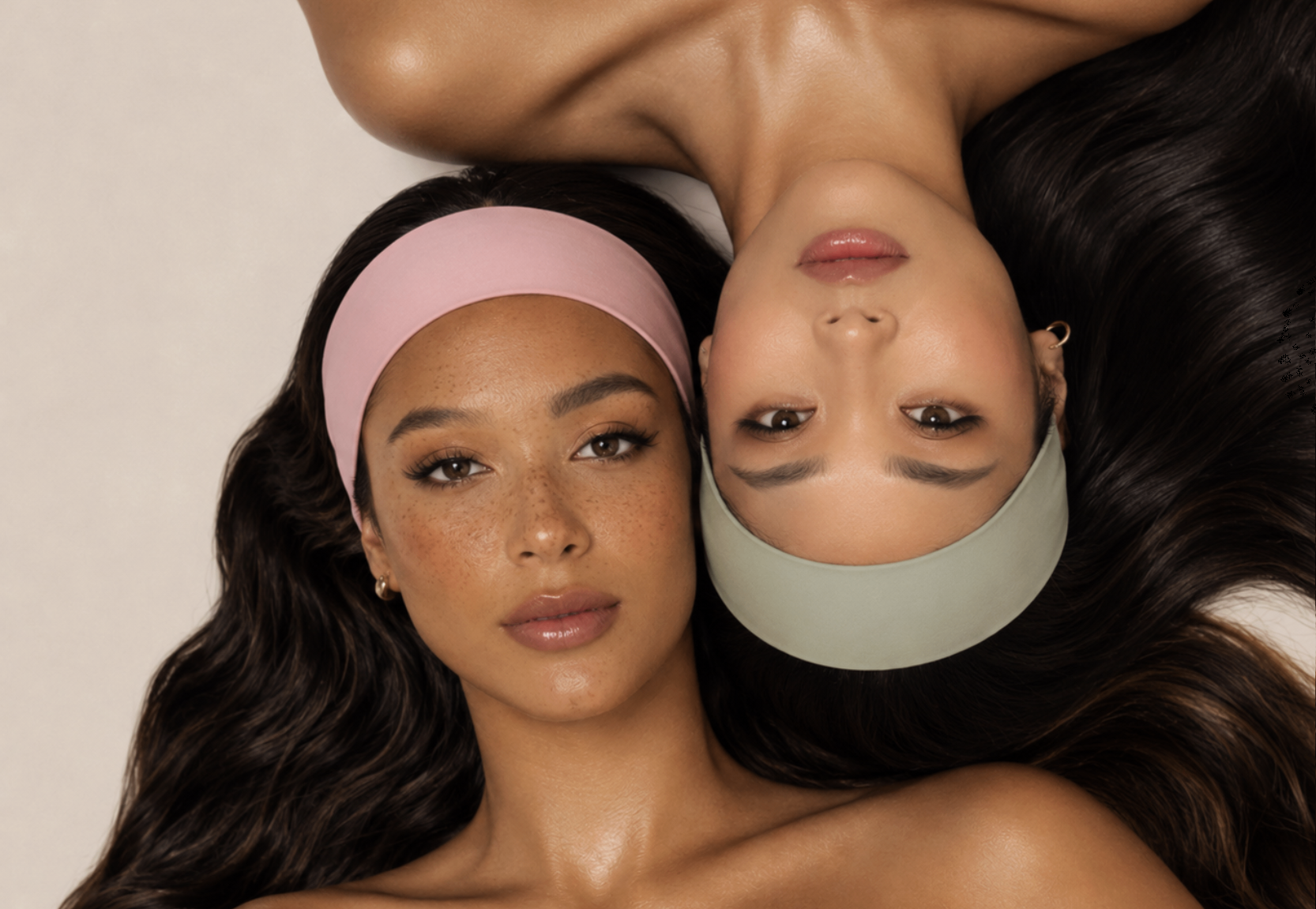 Woman wearing the Wonderband non-slip performance headband